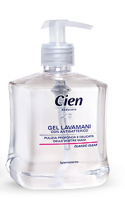 Gel lavamani con antibatterico