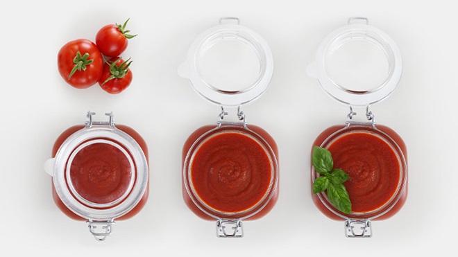 polpa, salsa e passata di pomodoro in vasetti