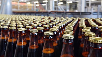 bottiglie con tappo metallico