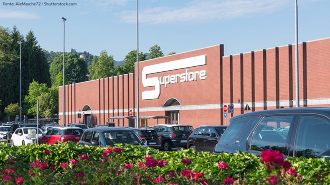 Ingresso esselunga insegna