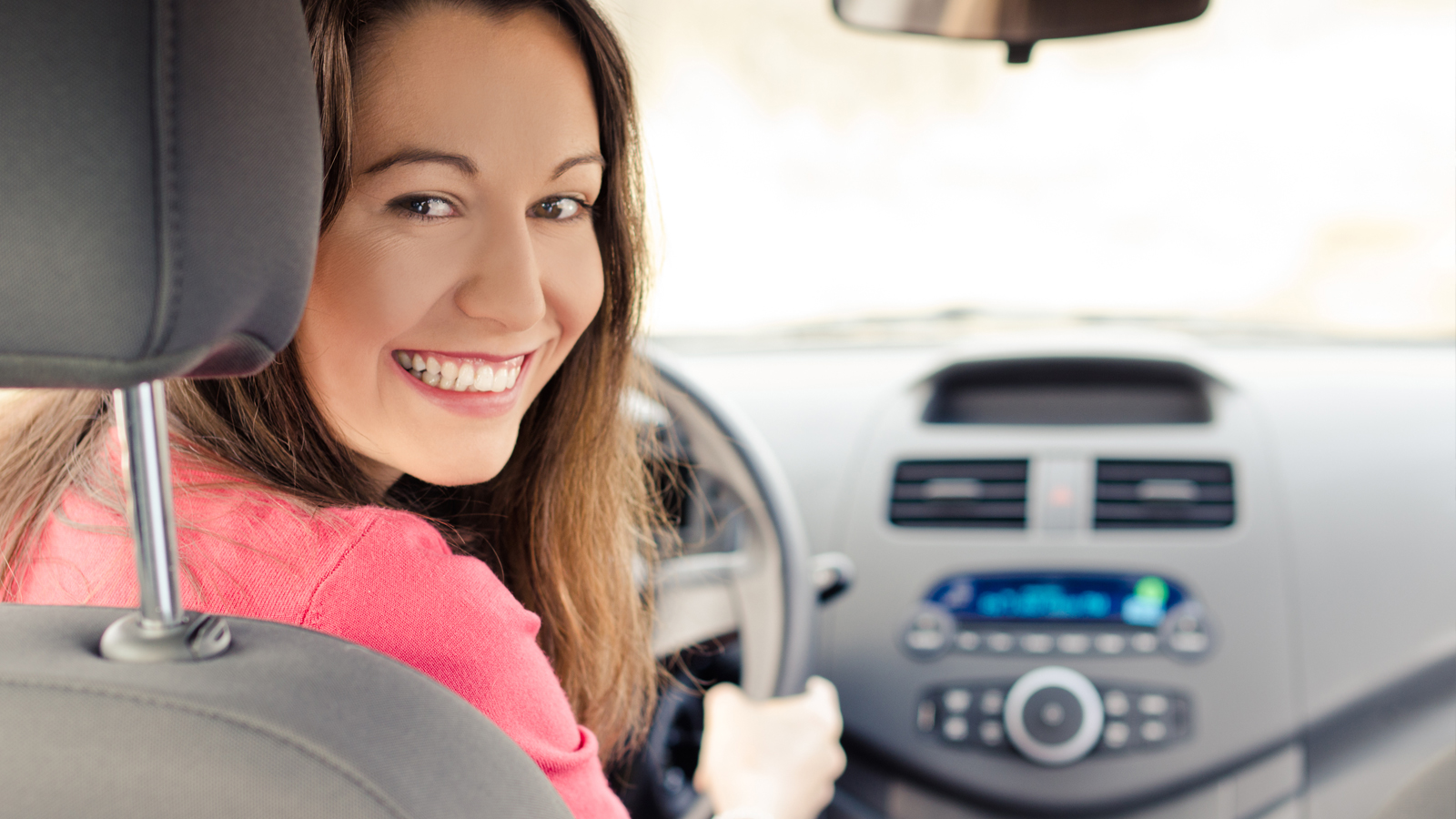 Noleggiare l'auto: attenzione a cauzioni e polizze