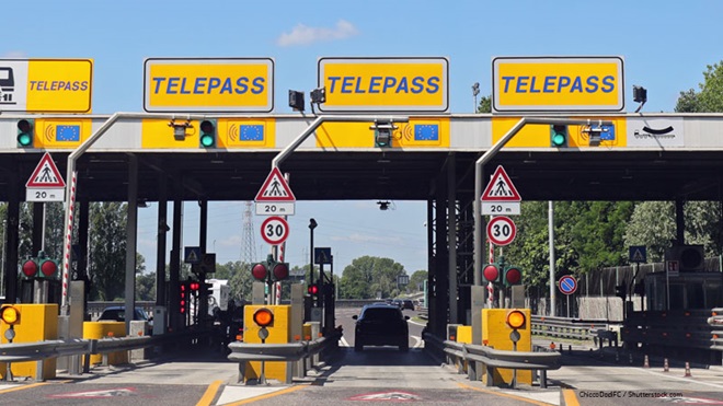 Caselli autostradali con corsie Telepass