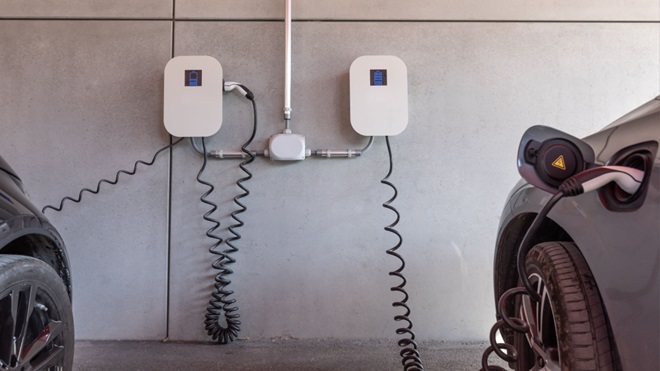 Colonnine di ricarica per due auto elettriche