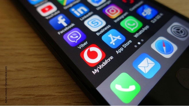 Smartphone con app dell'operatore