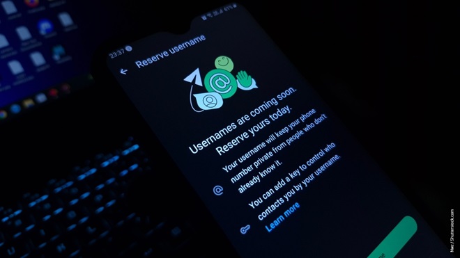 Smartphone con WhatsApp Cambio Nome