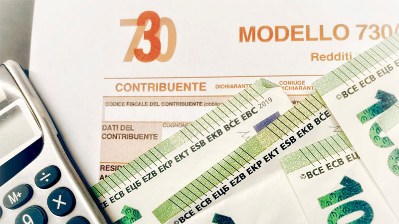 Modello 730, calcolatrice e soldi