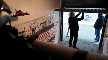 Fabbro sistema porta del box