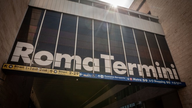 Insegna della stazione di Roma Termini