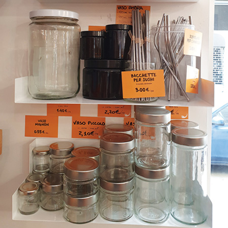 barattoli vari in vetro