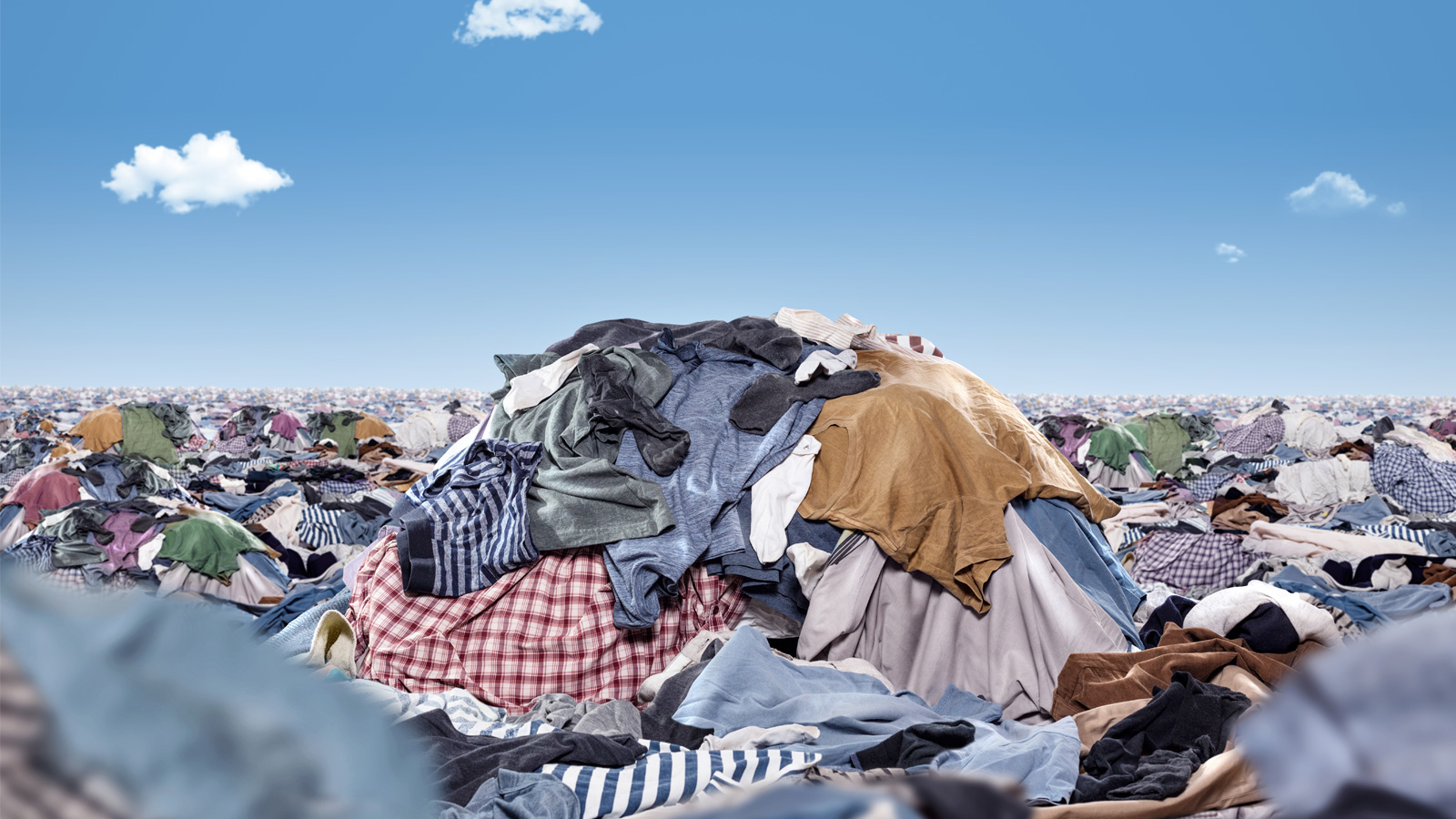 discarica di vestiti