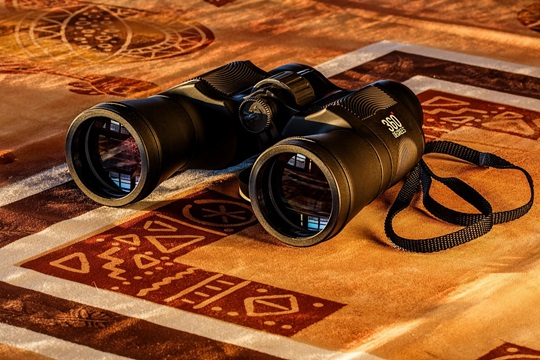Nel mondo globalizzato, in cui ogni accadimento ha la capacità di influenzare situazioni distanti anche migliaia di miglia, la visione dei mercati deve essere sempre a 360 gradi.
