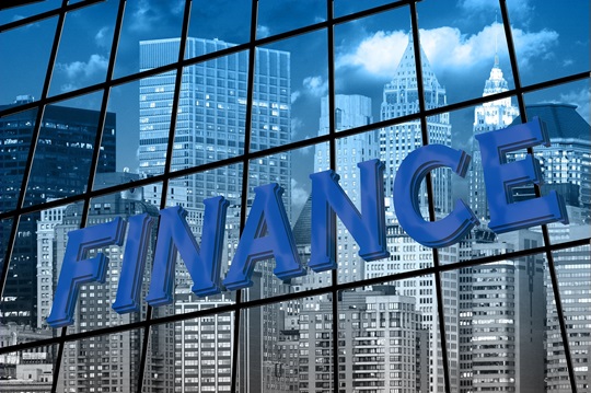 In Europa ci sono 35 su 100 tra le prime banche mondiali, ma l’attuale presidente della Bce ha fatto intendere che non è positivo che nelle prime 10 posizioni siano solo due le banche UE a tenere le posizioni 