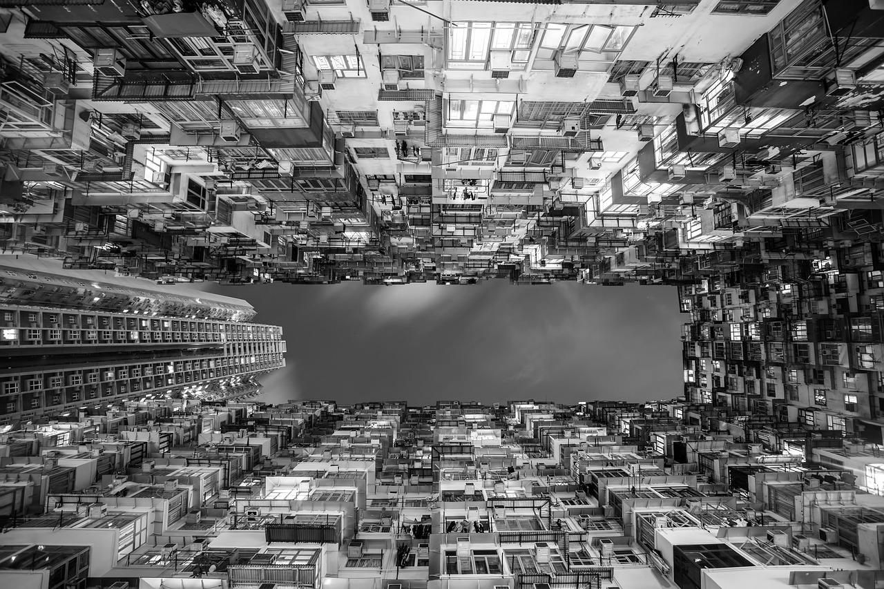 Il mancato accordo coi creditori ha portato alla liquidazione del colosso cinese Evergrande.