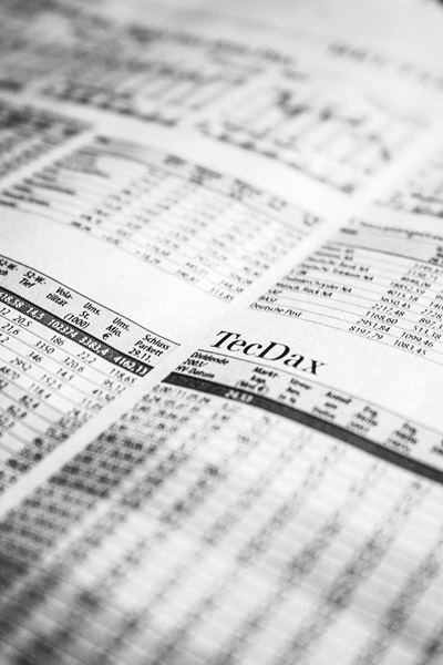 I risultati gennaio sono stati a malapena positivi per i bond (+0,1% a gennaio i titoli di Stato mondiali in euro e dividendi inclusi), e mercati azionari hanno avuto performance molto più contrastanti.